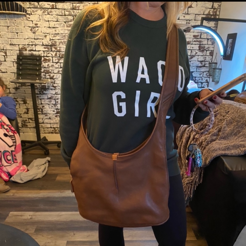 Brown leather UGG crossbody bag